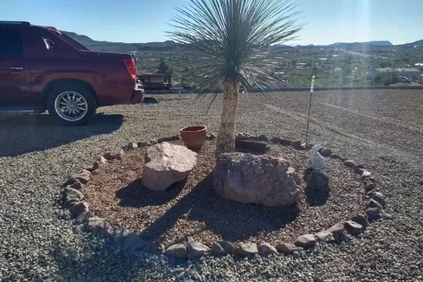 landscape boulders black canyon city az