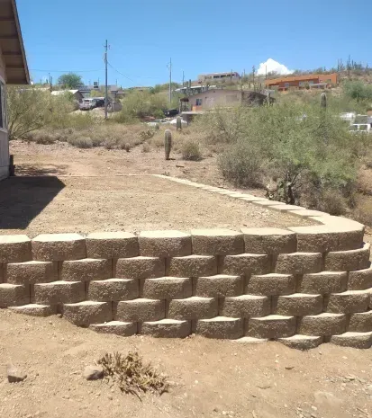 Landscape retaining walls in Black Canyon City, AZ