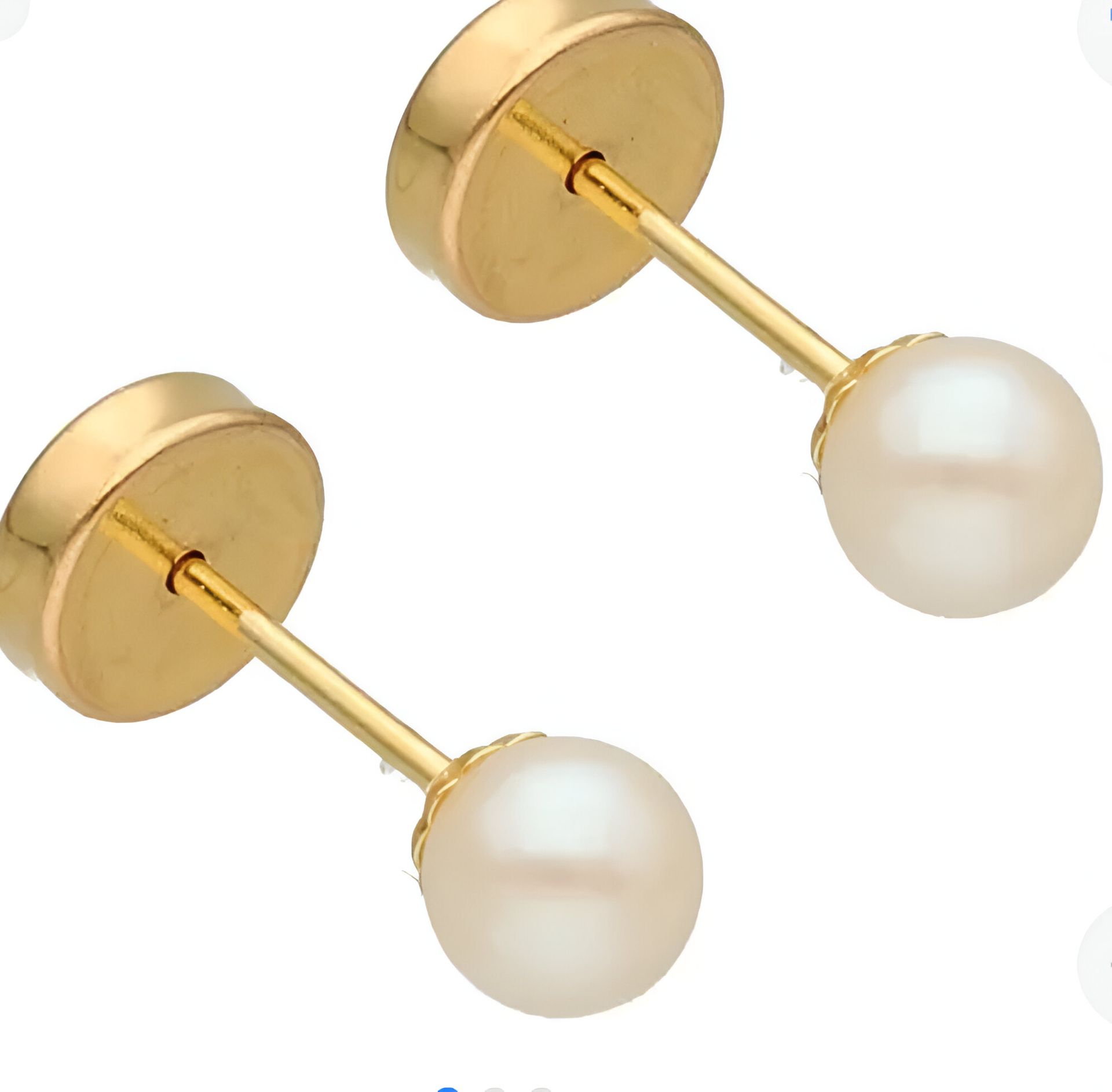 Pendientes de oro con detalles de perlas.