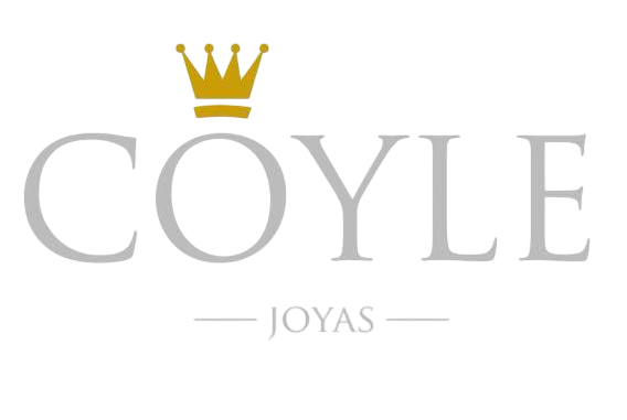 Logotipo de la marca de joyería Coyle Joyas con una corona dorada encima del nombre y