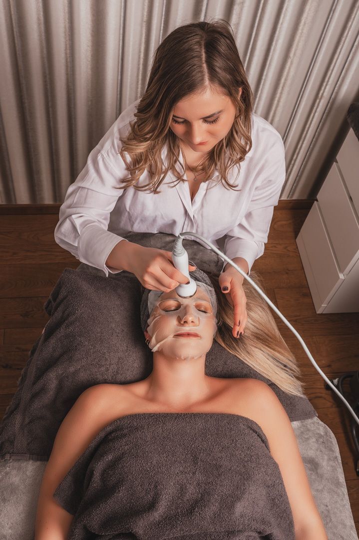 Gesichtsbehandlung