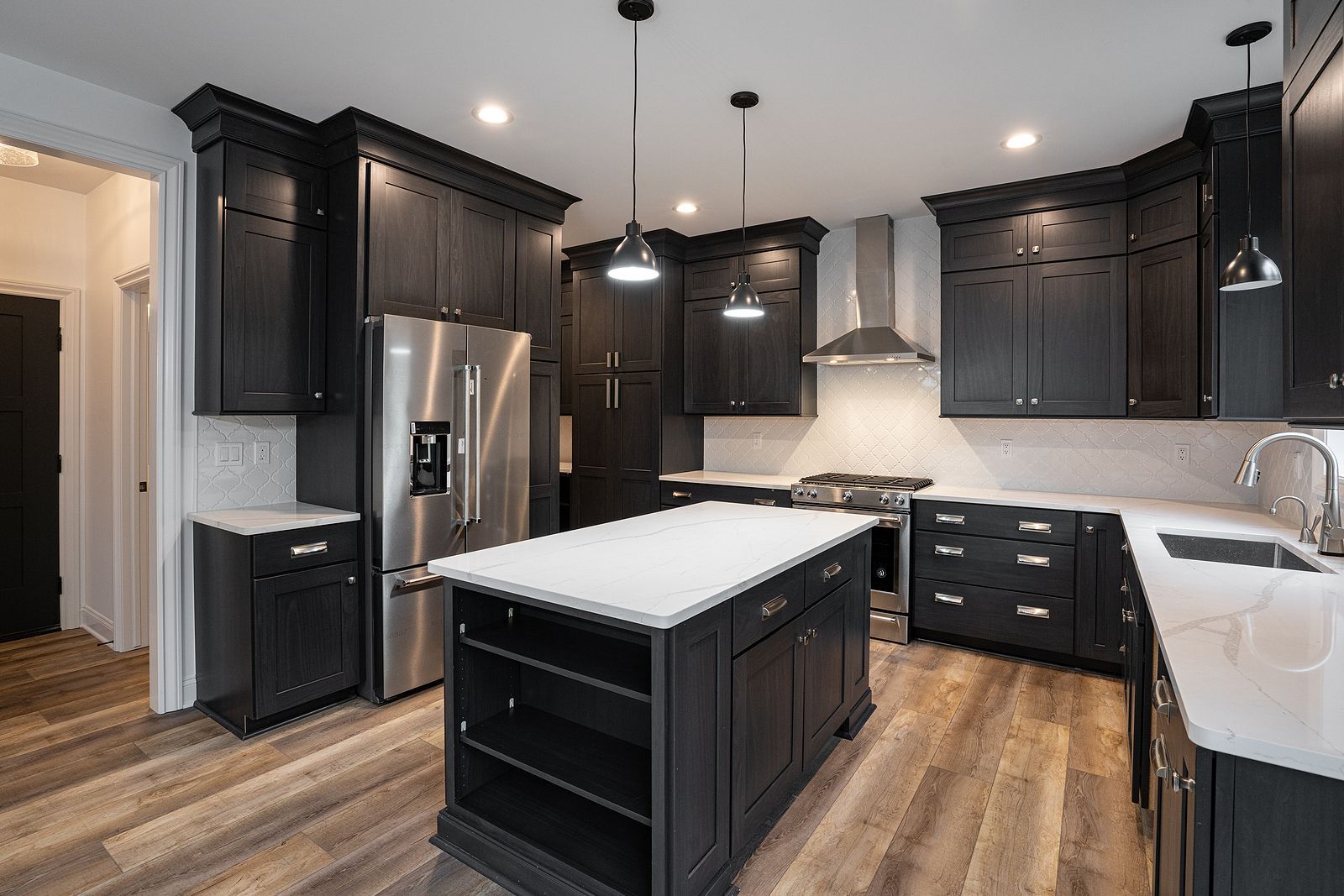 For general contractors you can rely on in San Antonio, TX - trust Love Birds Remodeling