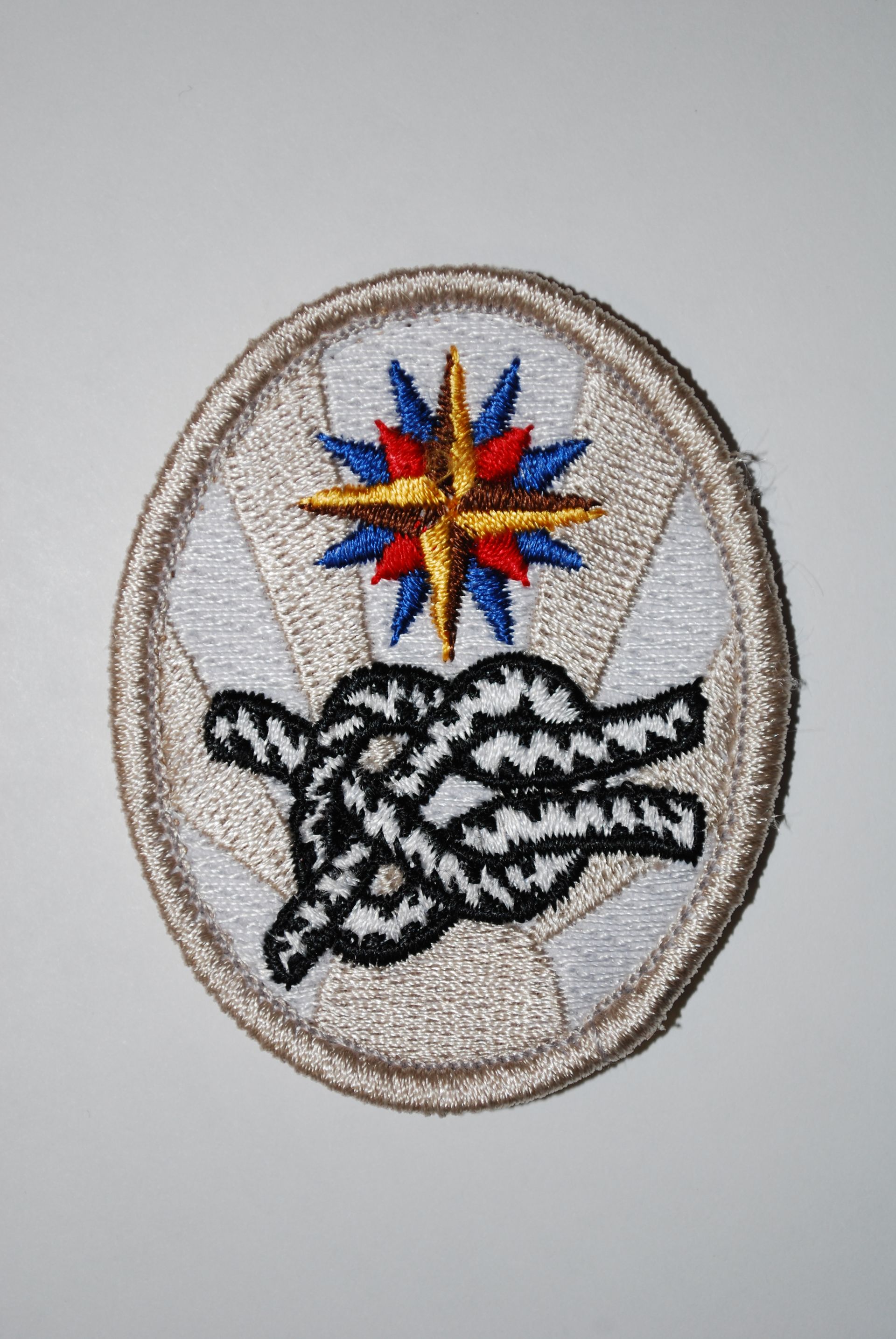 Discovery Rangers Silver Sheet Bend Trail patch / Pioneros - Senda Plata Nudo Vuelta de Escota