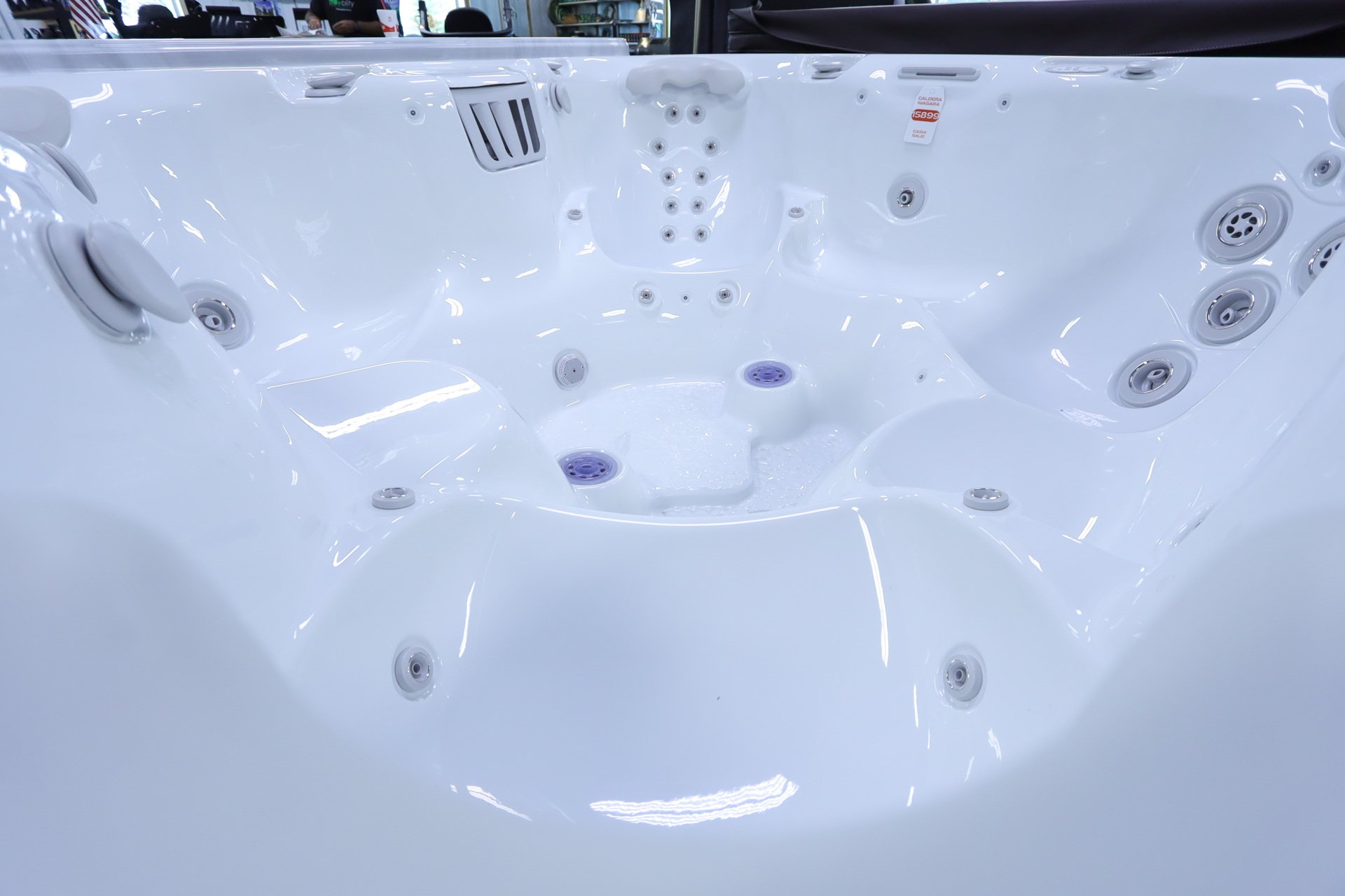 Aspen Spas Outdoor Hot Tubs Odyssey Spas