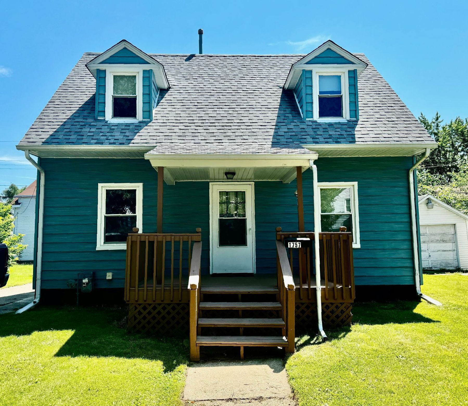1757 Pine St., Beloit WI