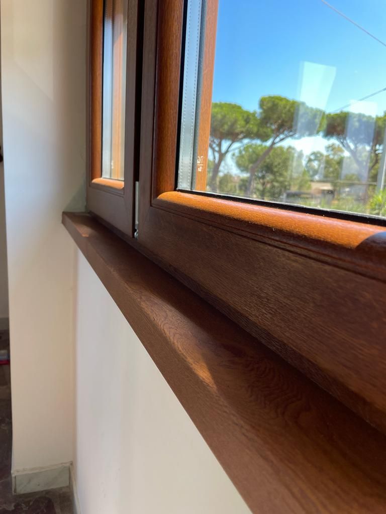 dettaglio infisso in legno