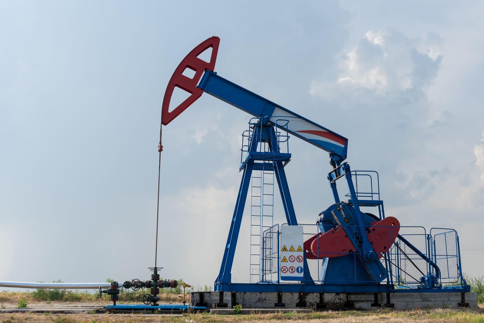 Hydro-Fracturing - Loren Findorak Drilling Inc.