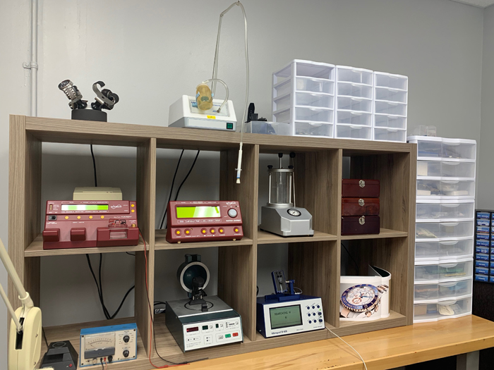 Professional Watchmaker Plymouth, MI & Bradenton, FL On Time Watch