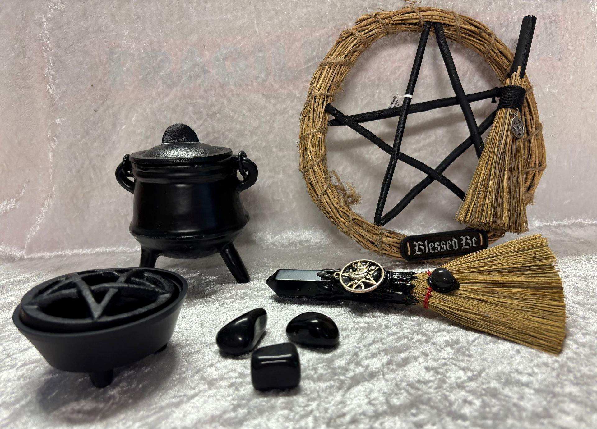 Wicca - Crystal Cauldron Mackay