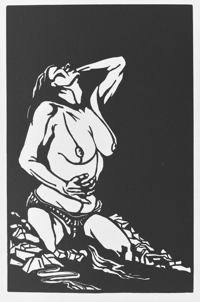 Zwart-witprint van een figuur die knielt, met het hoofd achterover en de armen omhoog, in een houding van intense emotie.