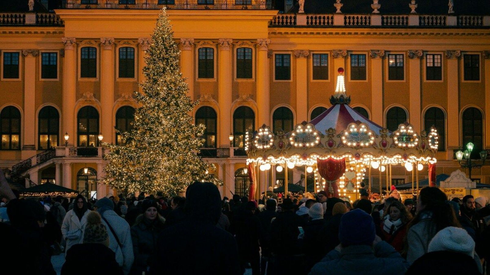 Schönbrunn Palace Christmas market lights in December