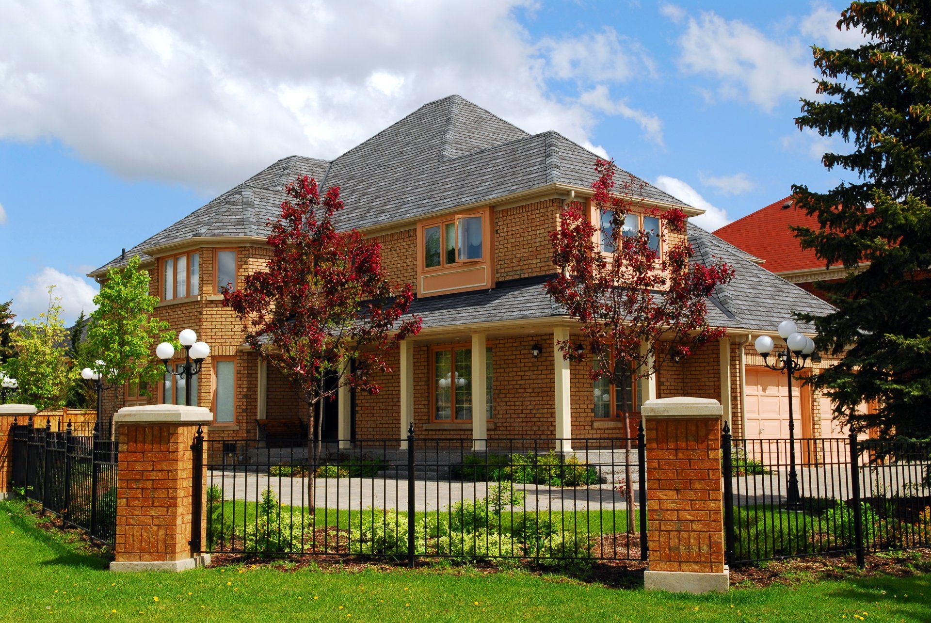 Beautiful House With Fence - Flemington, NJ - GT Fence LLC