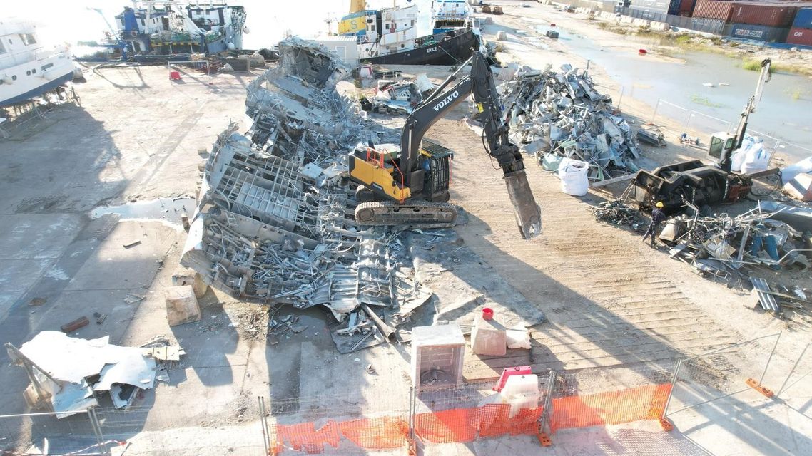 Sicurezza ambientale e gestione controllata delle demolizioni navali Priolo Gargallo Siracusa