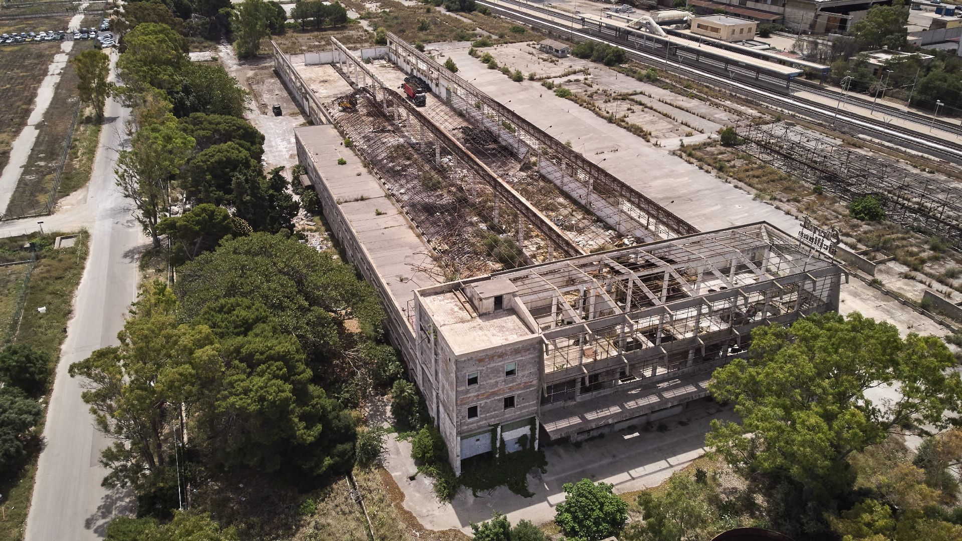 demolizioni civili Sicilia Priolo Gargallo Riolo metalli Siracusa Sicilia