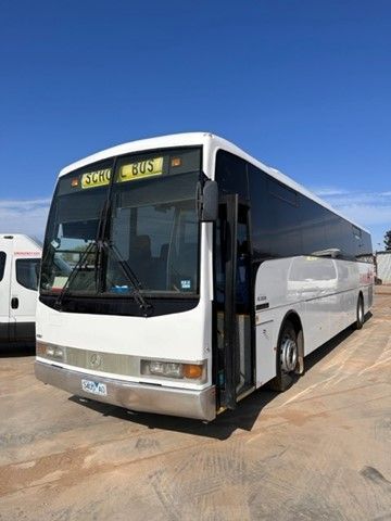 2004 Mercedes Benz 1728L Manual — Swan Hill, VIC — BusBiz