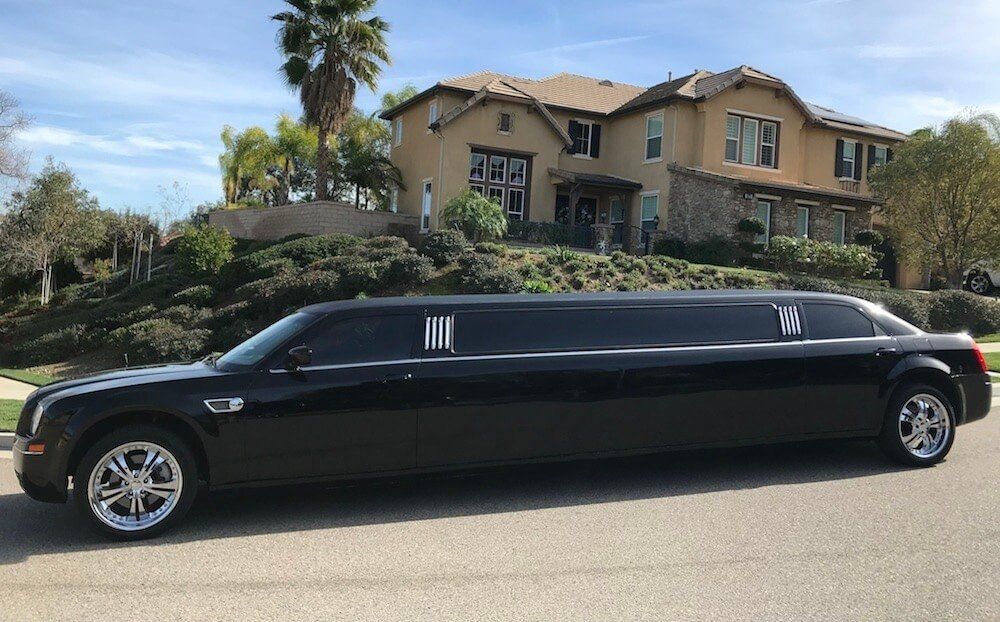 Chrysler 300 limousine service OC