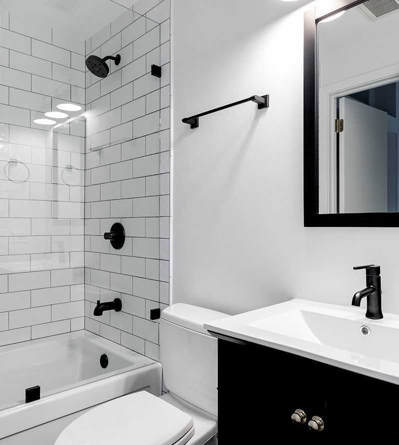 Black And White Bathroom