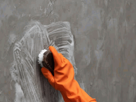 DIY Render Cleaning with a brush