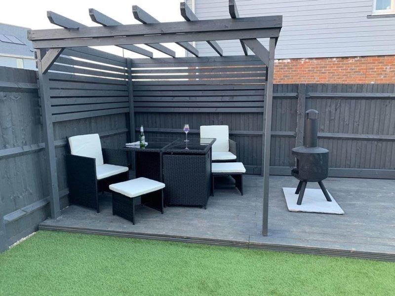 Decking cleaning carried out by Hedon Exterior Cleaning