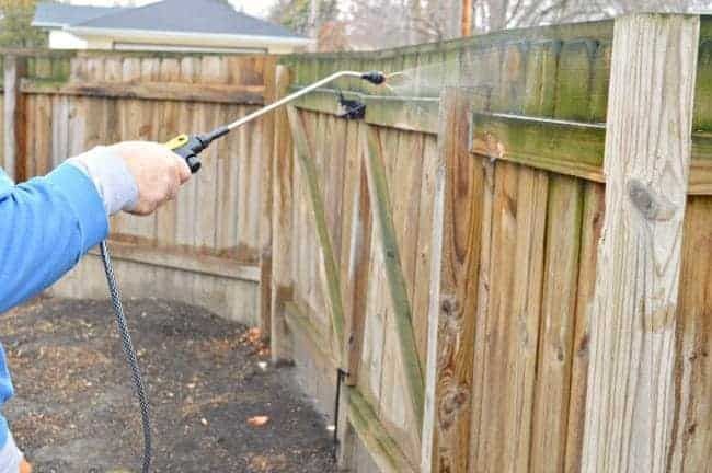 Request a free quote for fence cleaning service in Hull