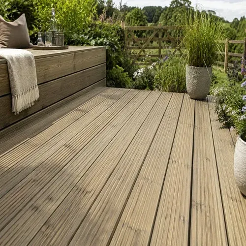 Decking and timber exterior cleaning