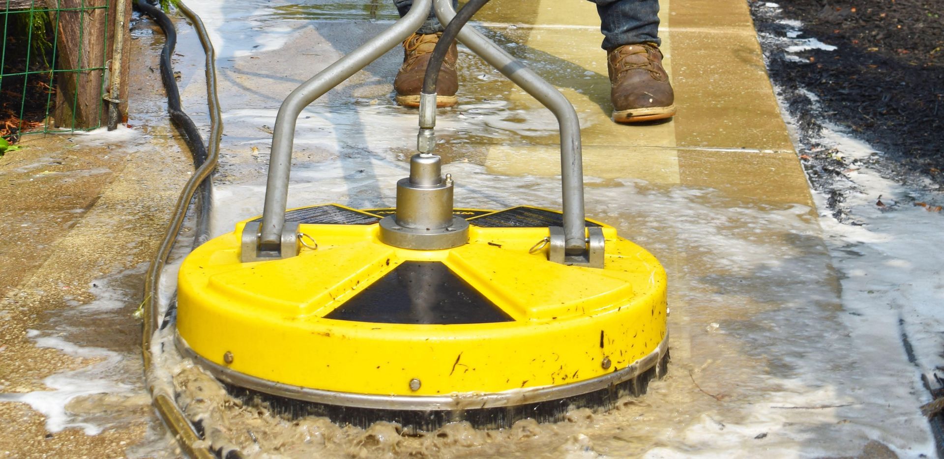 Professional pressure washing surface cleaner