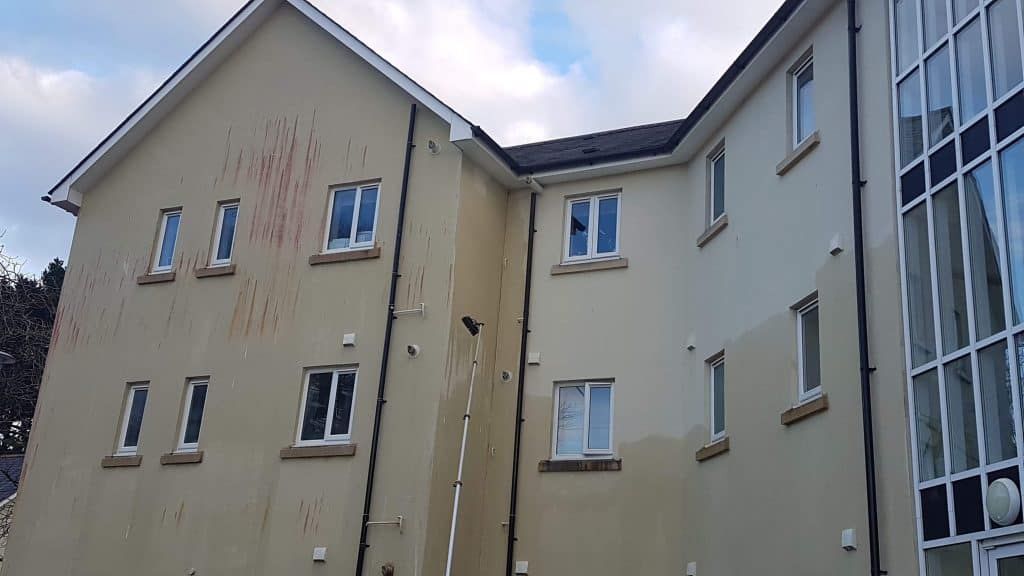 Render Cleaning – Apartment Complex, Hull