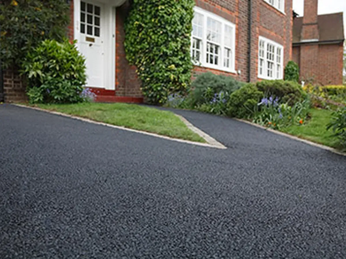 Tarmac driveway professionally cleaned and treated for a property in Hull