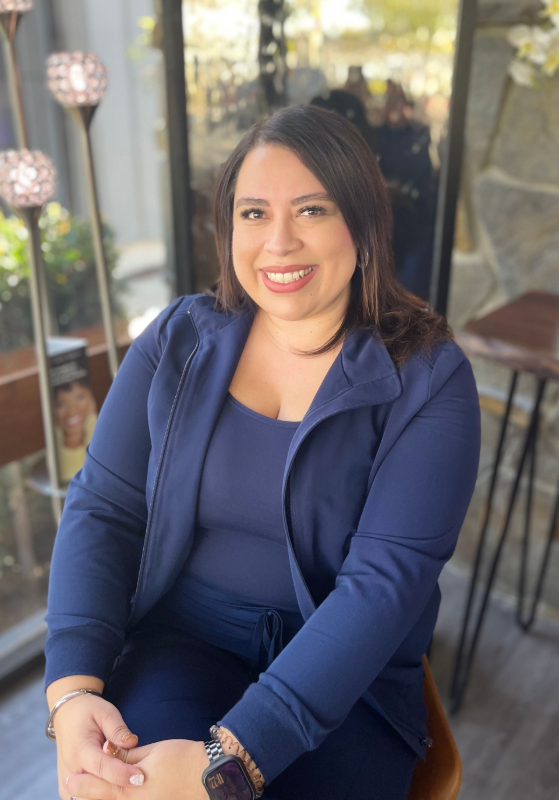 Laura E. Dental Assistant