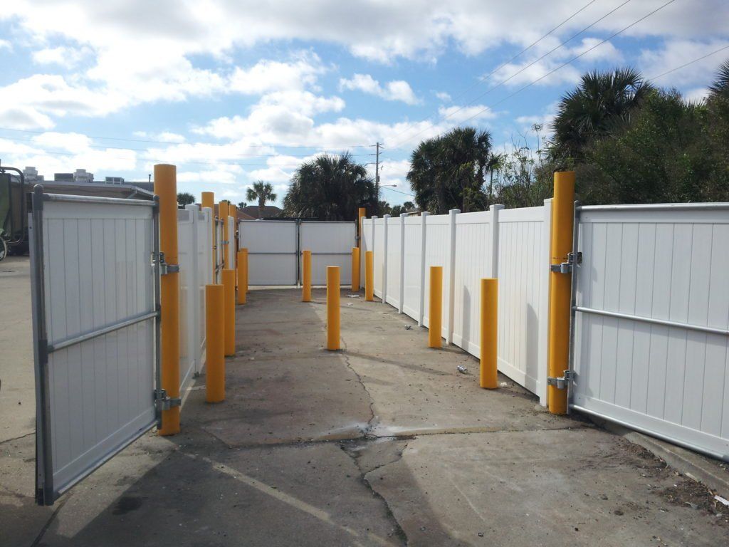 Vinyl Fence And Gate — Jacksonville, FL — Newsom Fence