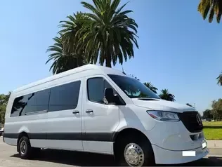 los angeles white sprinter limo rental