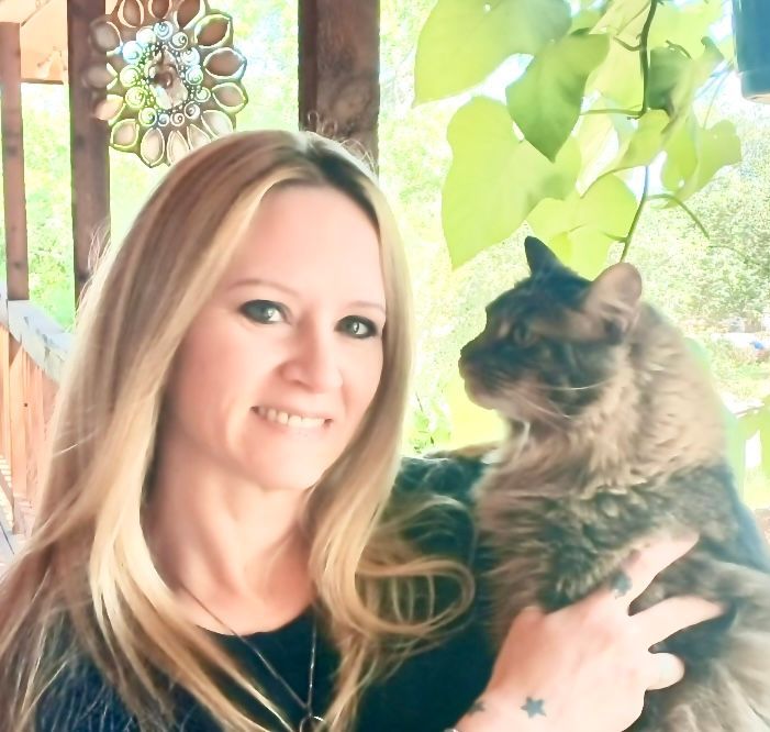 Katie Gardner, Art & Sculpting teacher