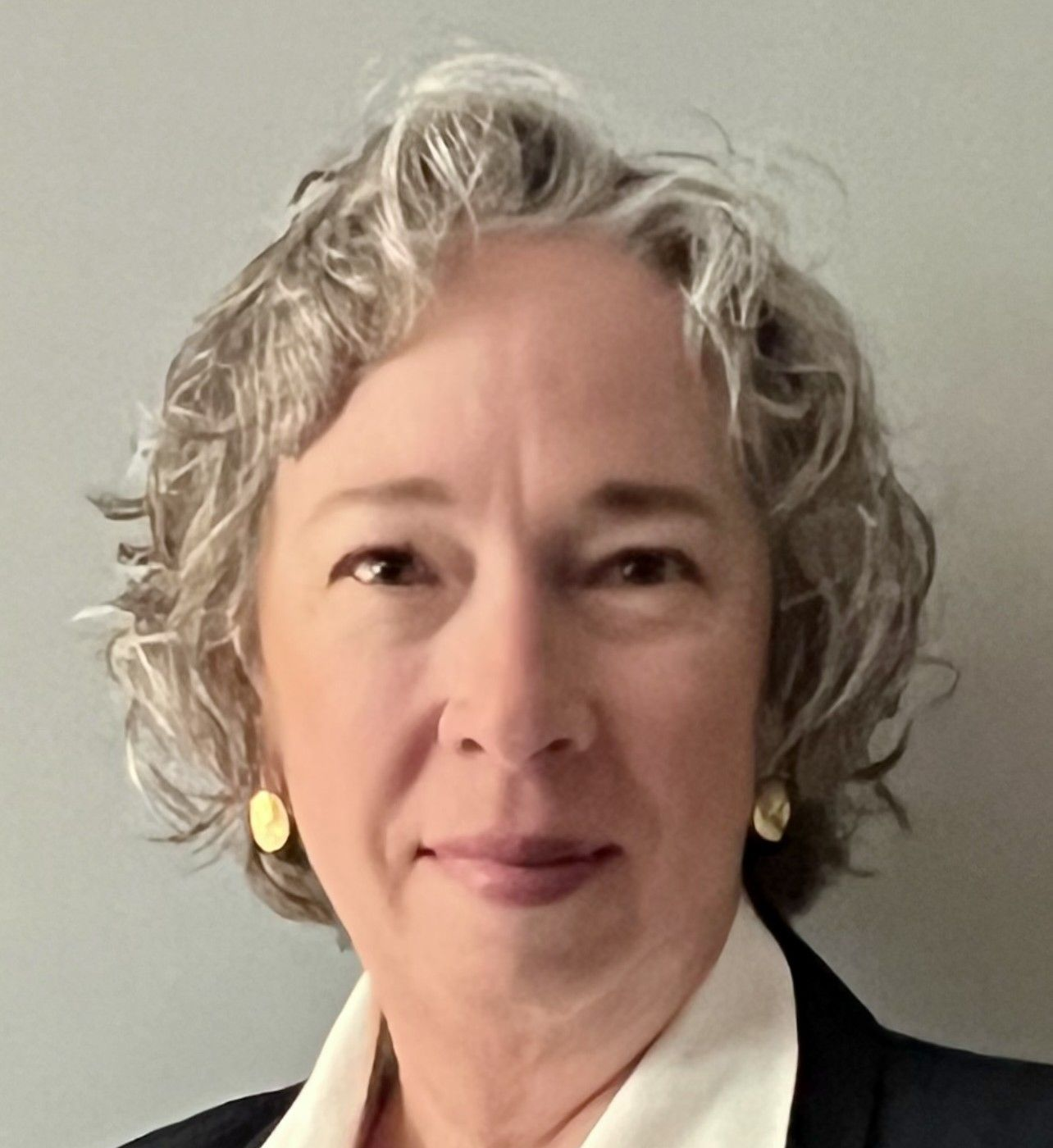 Erin Gillespie, Registrar