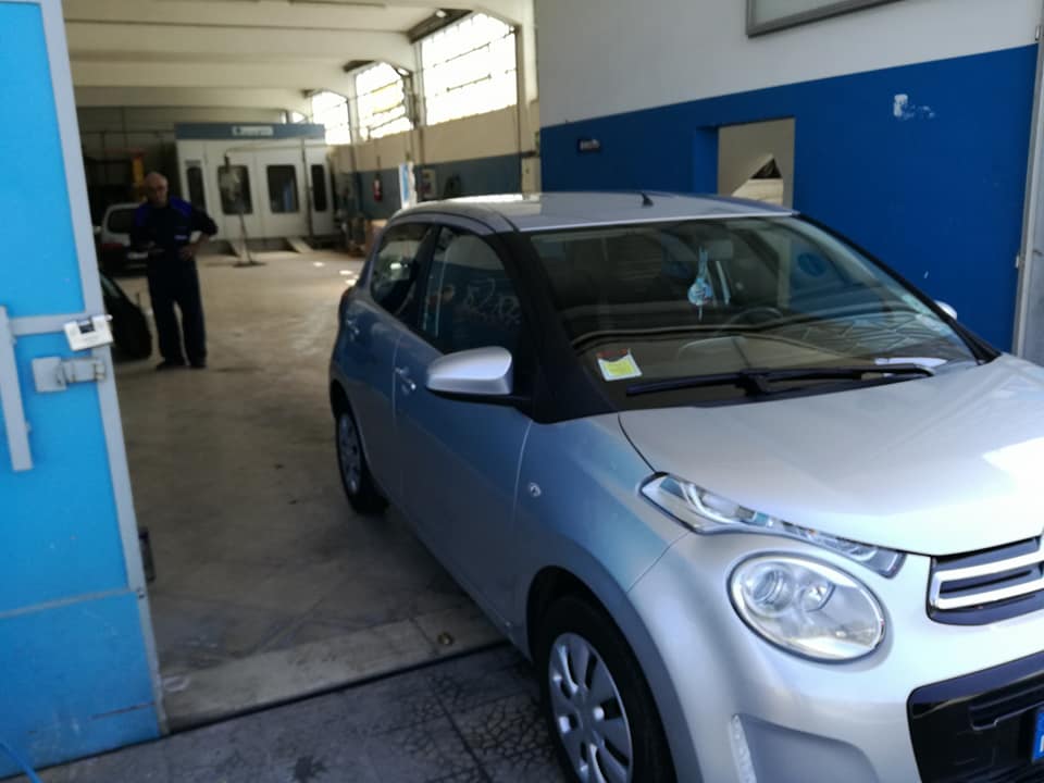 auto in officina