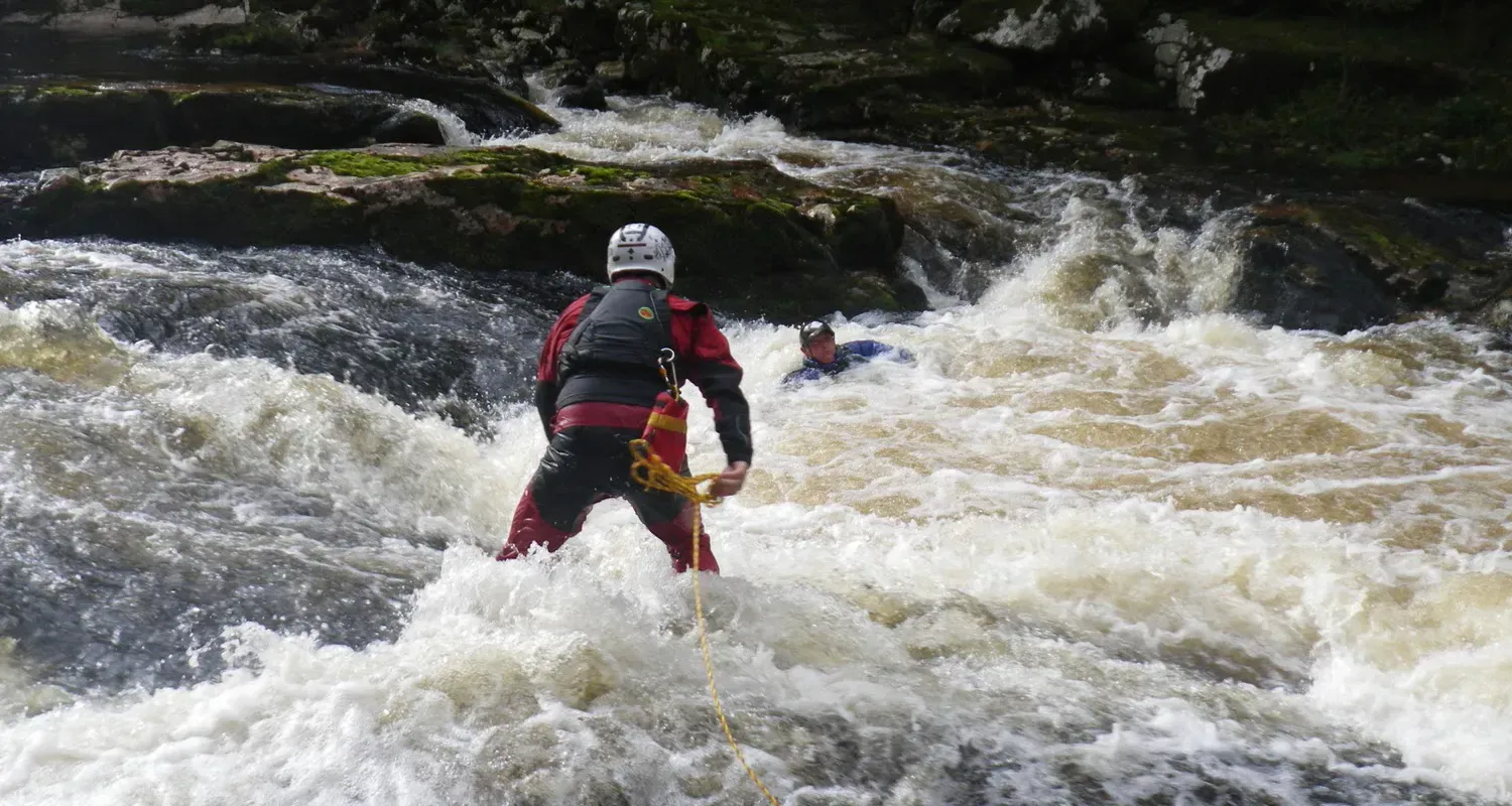 British Canoeing Awarding Body announces the NEW Advanced White Water Safety Course