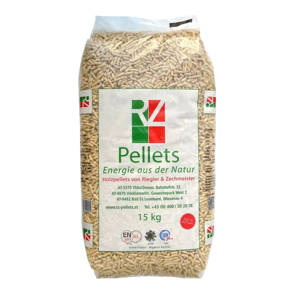 Un sacco da 15 kg di pellet di legno Riegler & Zechmeister con confezione bianca e logo del marchio.