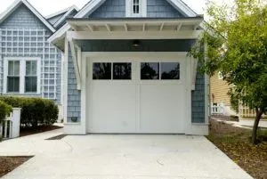 Do homeowners policies cover garage doors?