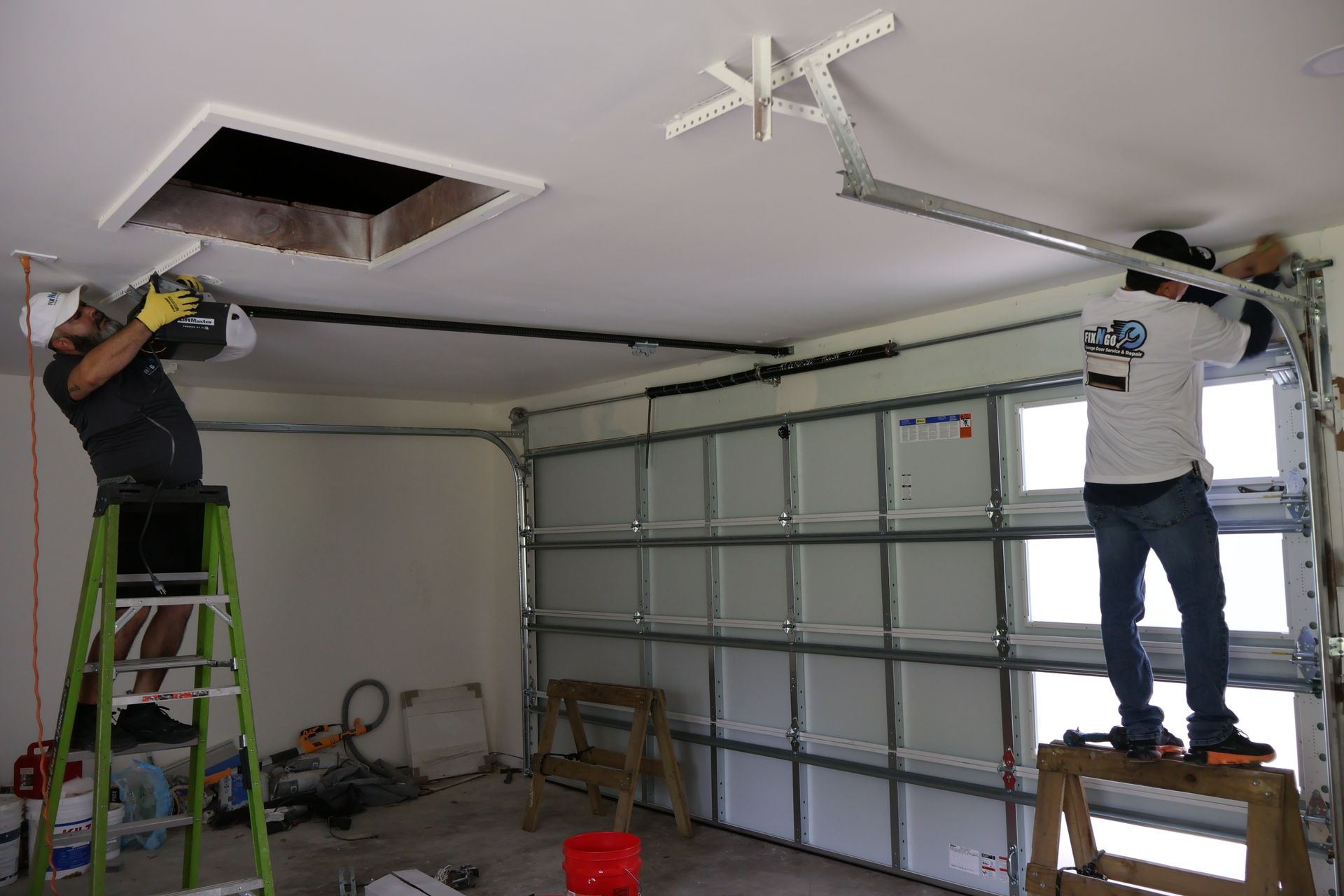 Noisy Garage Door Services Near You