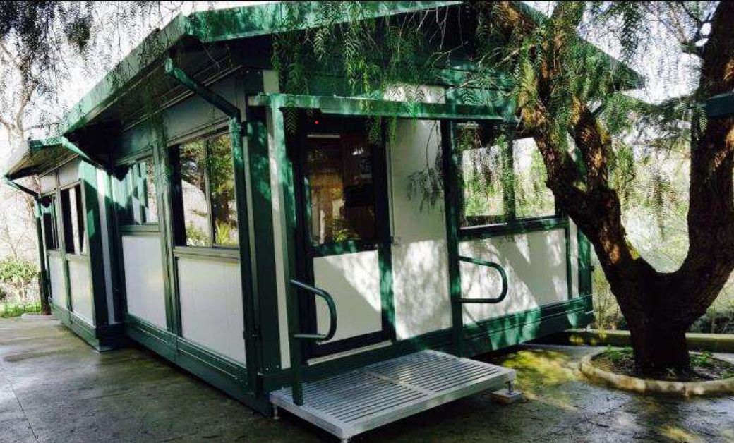Bungalow prefabbricato S.A.M.E. in area residenziale