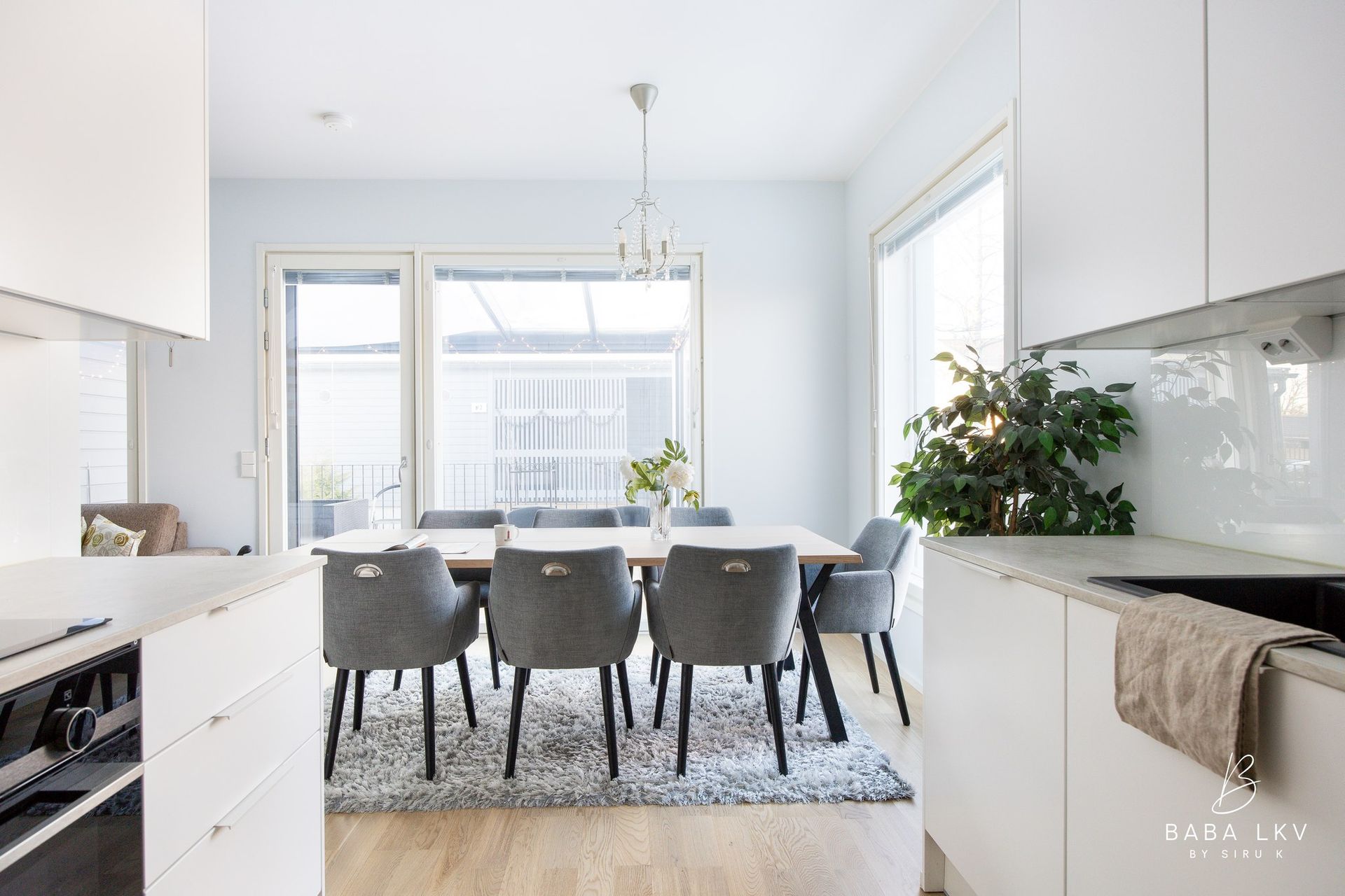 Ihastuttava paritalo Vantaan Viertolassa