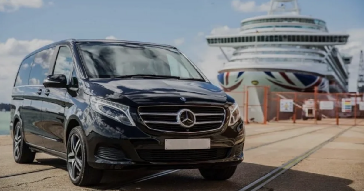 piraeus port private transfers