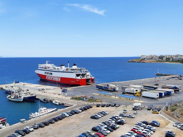 taxi transfers to and from rafina port