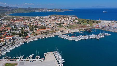 taxi van transfers from athens city to lavrio port