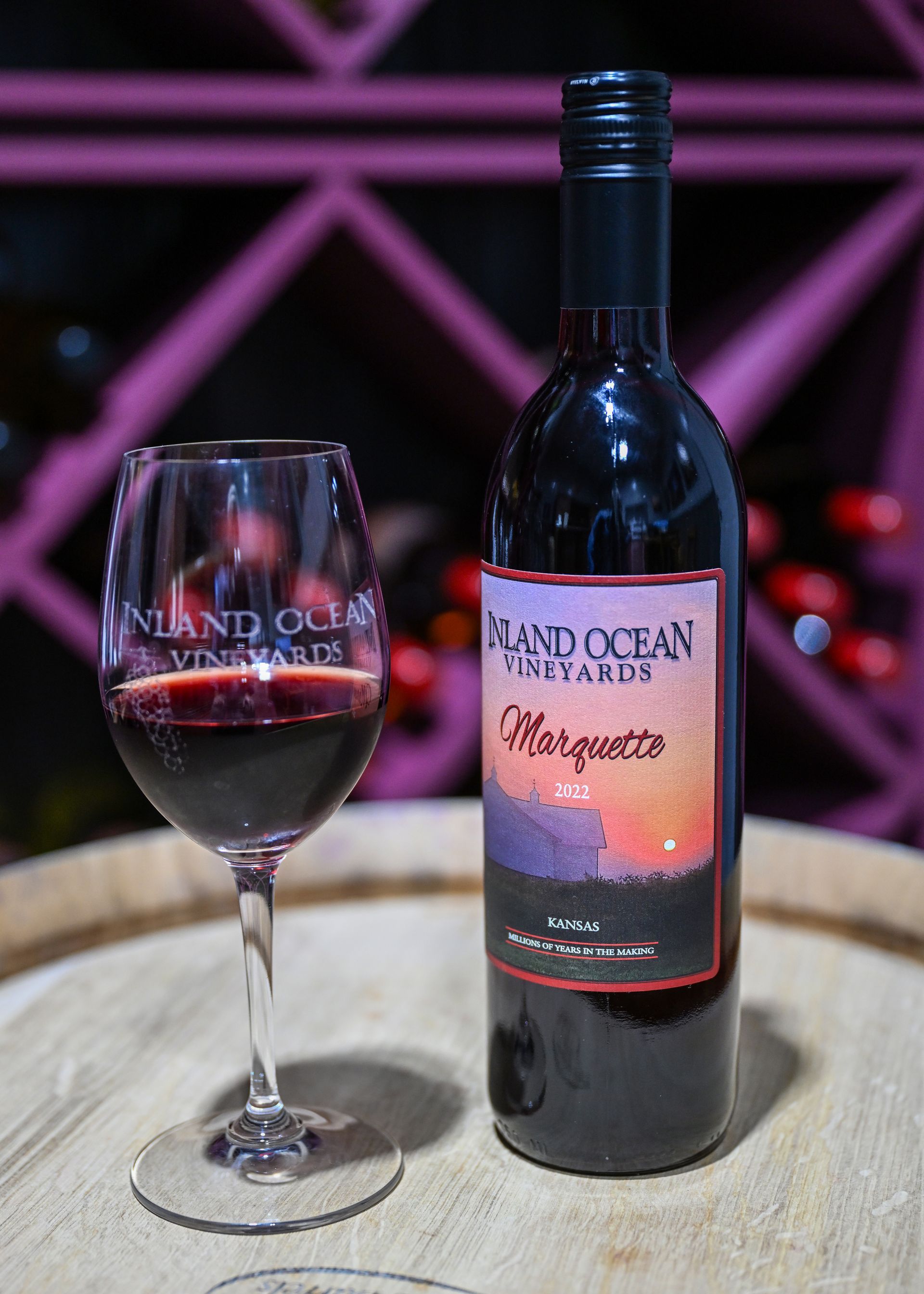 marquette wine inland ocean vineyards hutchinson ks, Kansas Wine