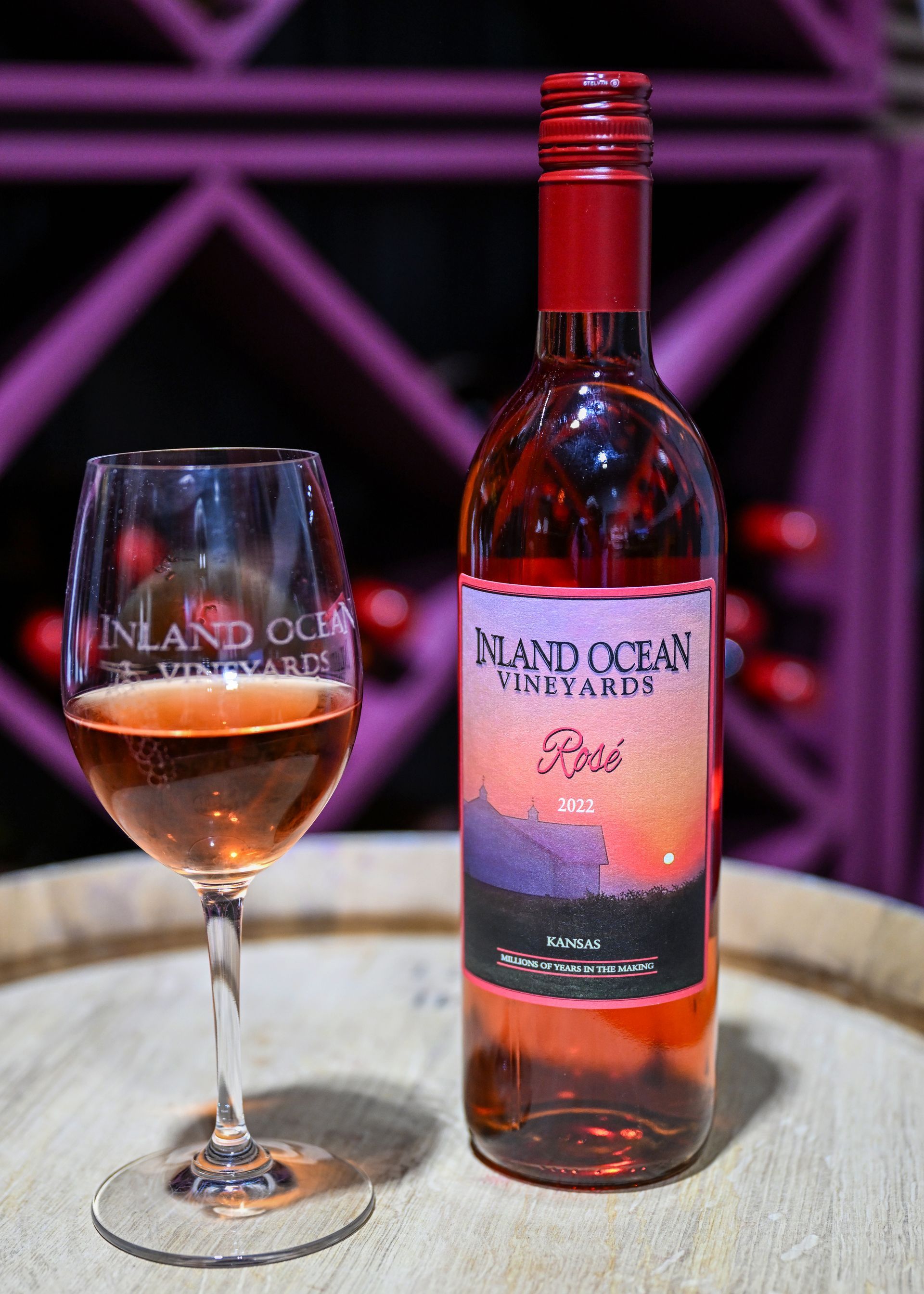 marquette rose wine inland ocean vineyards hutchinson ks, Kansas Wine