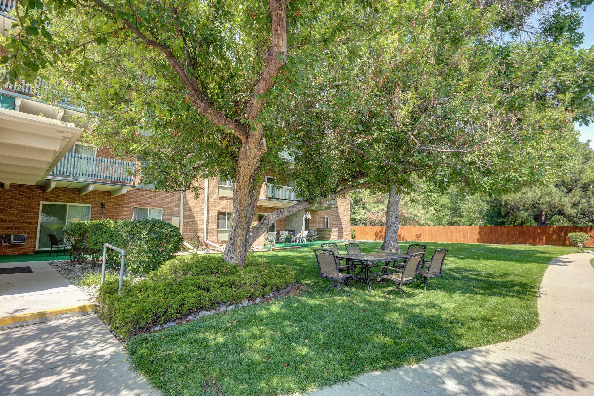 Paramount Gardens Apartments Colorado