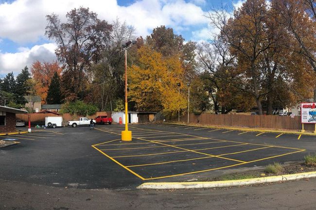asphalt crack repair, sealing cracks in asphalt