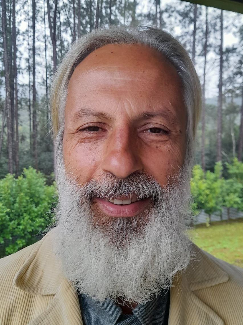 Dr. Walter Piccoluaz