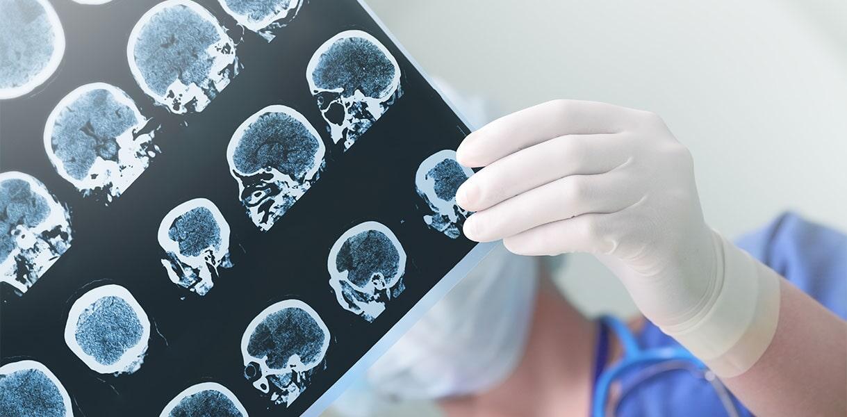 DR. CARLOS MANUEL RAMÍREZ GÓMEZ - Cirugía de mínima invasión