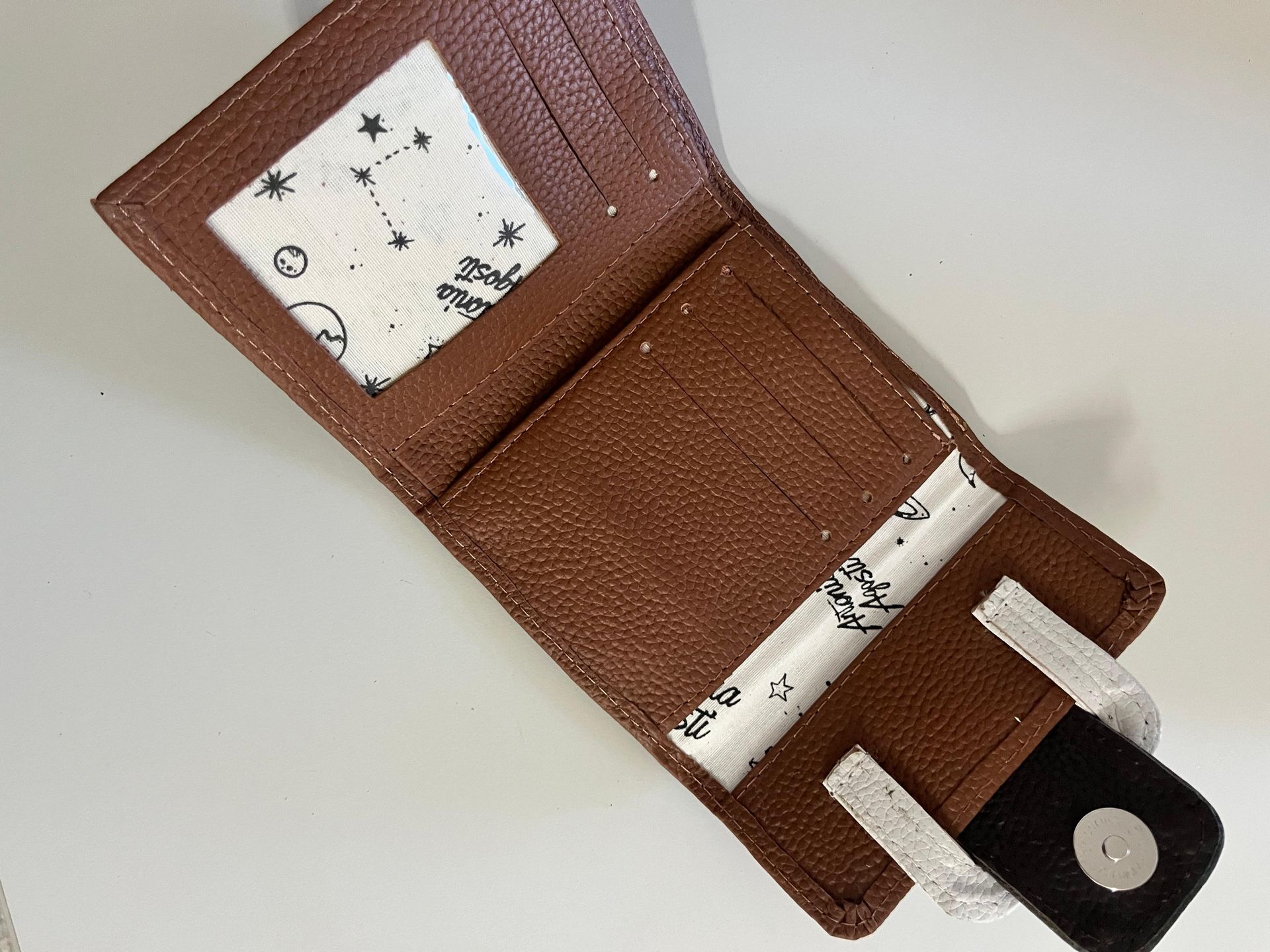Billetera Jordania suela y choco